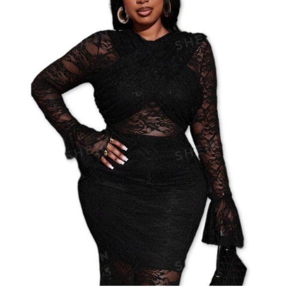 Black Lace Mermaid Fish Tail Formal Dress - Picture 4 of 11